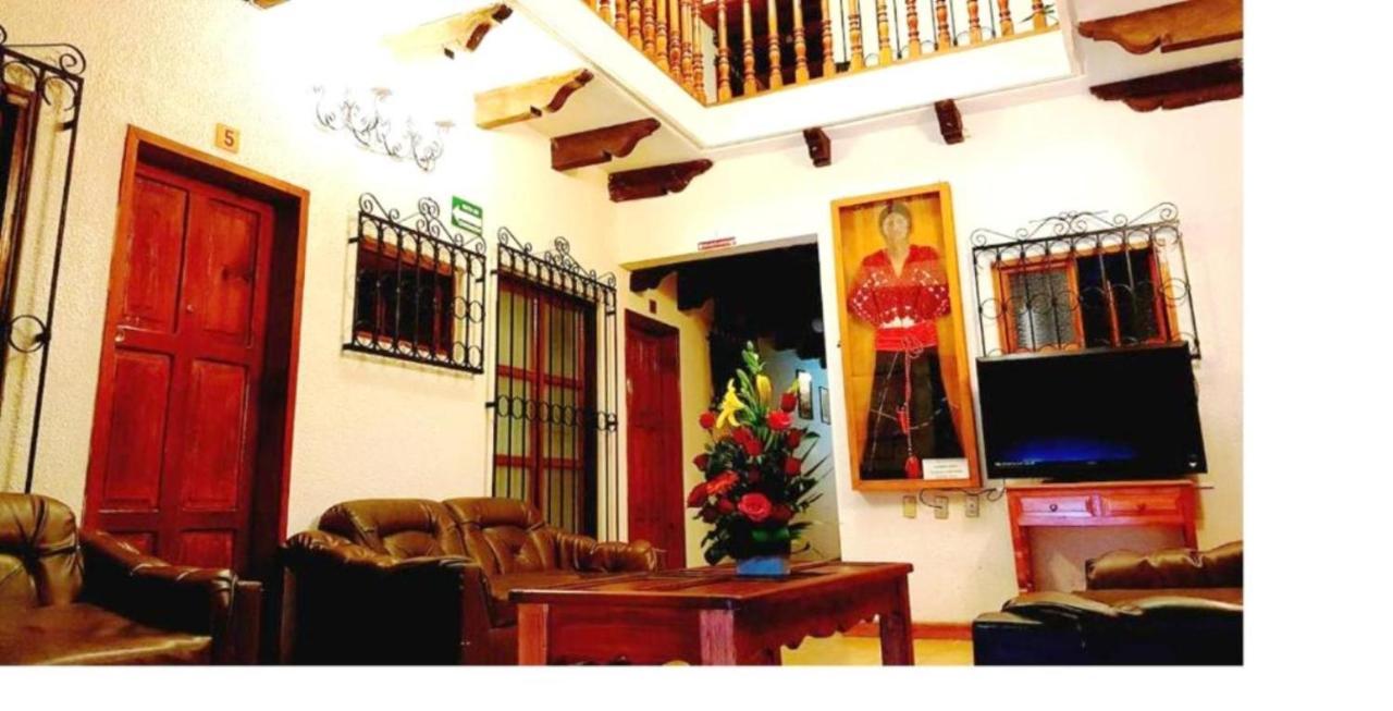 堂吉诃德酒店 San Cristóbal de Las Casas 外观 照片
