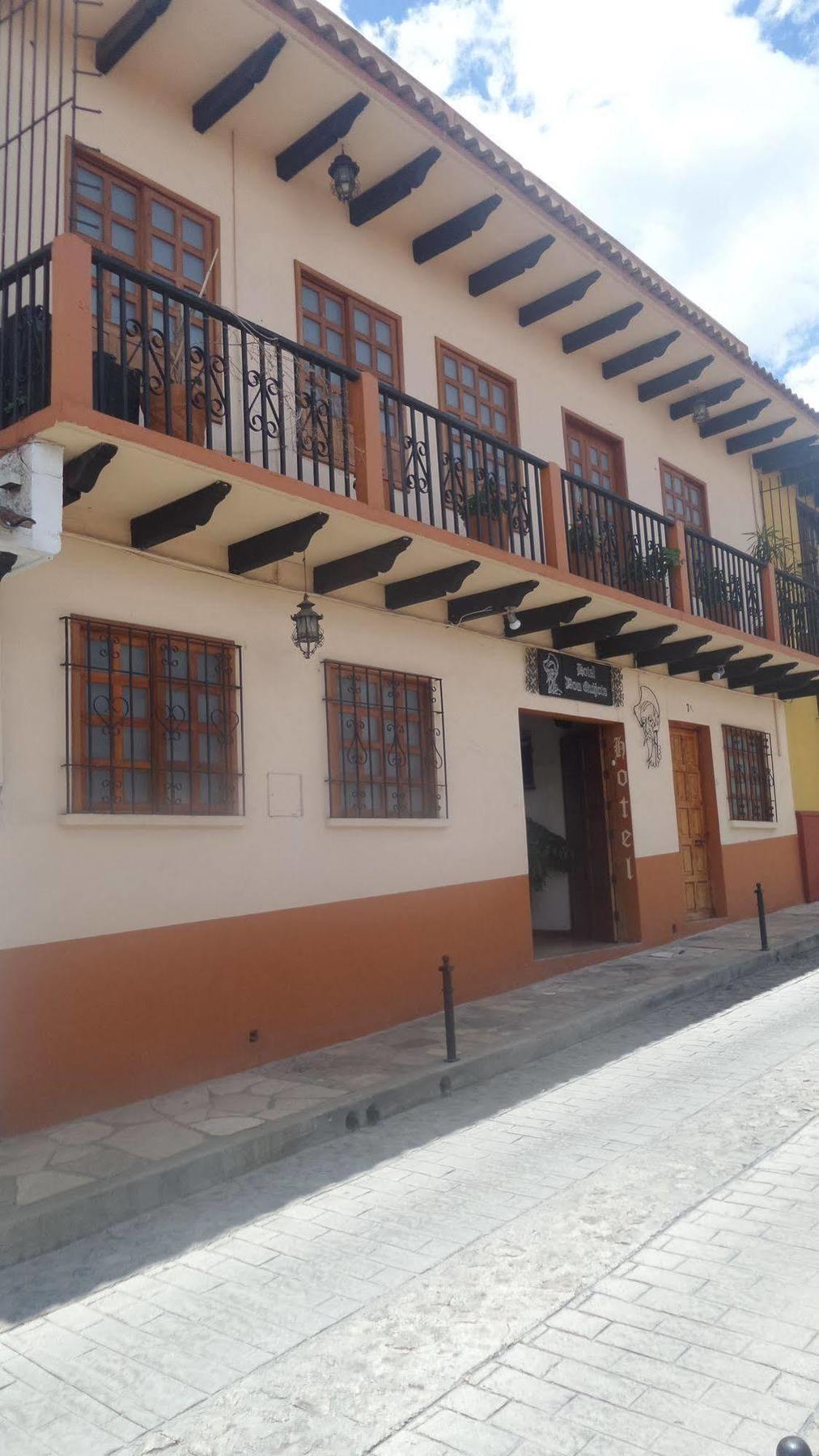 堂吉诃德酒店 San Cristóbal de Las Casas 外观 照片